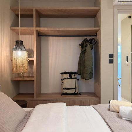 Geraniou Boutique Spot Apartment เอเธนส์ ภายนอก รูปภาพ
